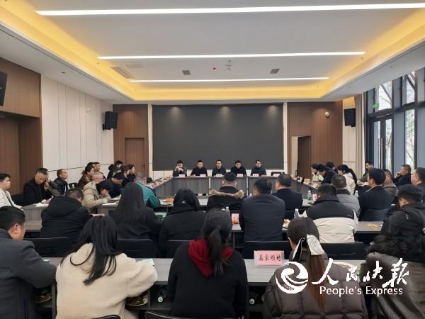 西珠映照归乡路 智汇桑梓启新程——开···