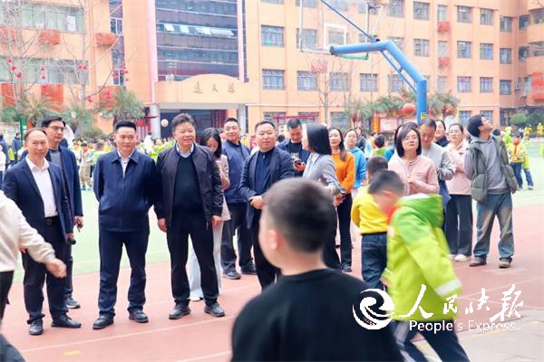 深耕体教融合 擦亮足球品牌——四川省···