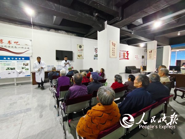 开江县新宁镇沙坝场社区多措并举全力争···